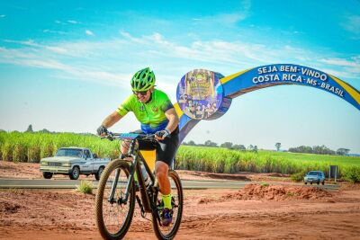 Imagem da notícia Incentivado por amigo, advogado pedala há 7 anos entre conquistas e a certeza que ciclismo mudou sua vidaP